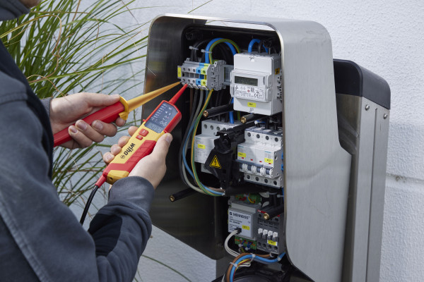 Anw SB25515 Voltage and continuity tester eMobility 12 1000V AC CAT IV emobility 01 600x600